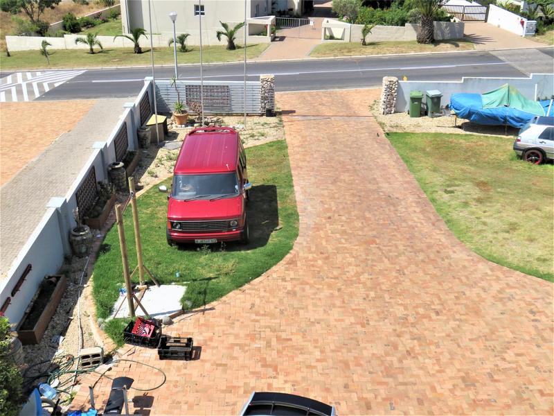 5 Bedroom Property for Sale in Myburgh Park Western Cape